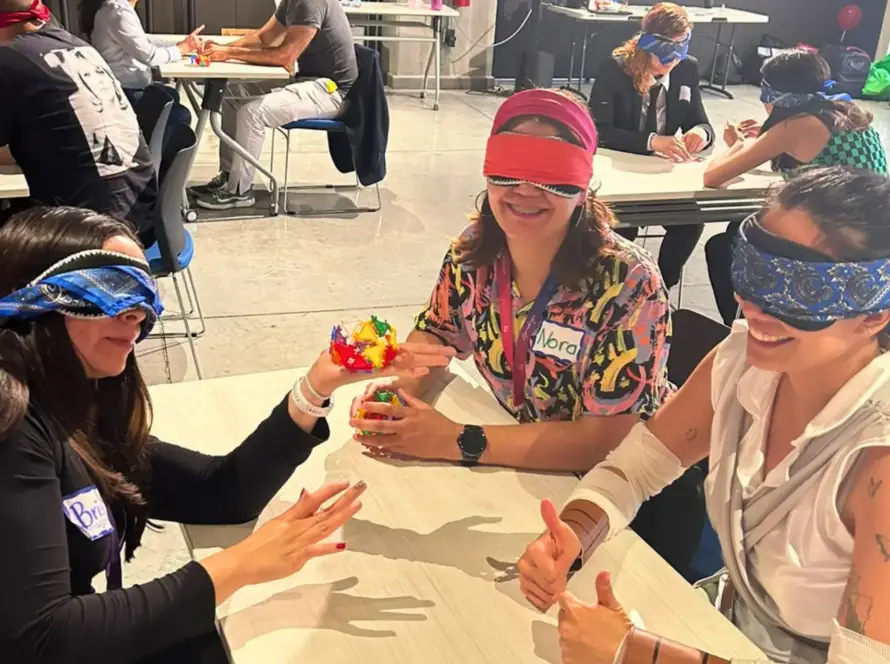 Team Building Equipo a Ciegas Confianza y Comunicación